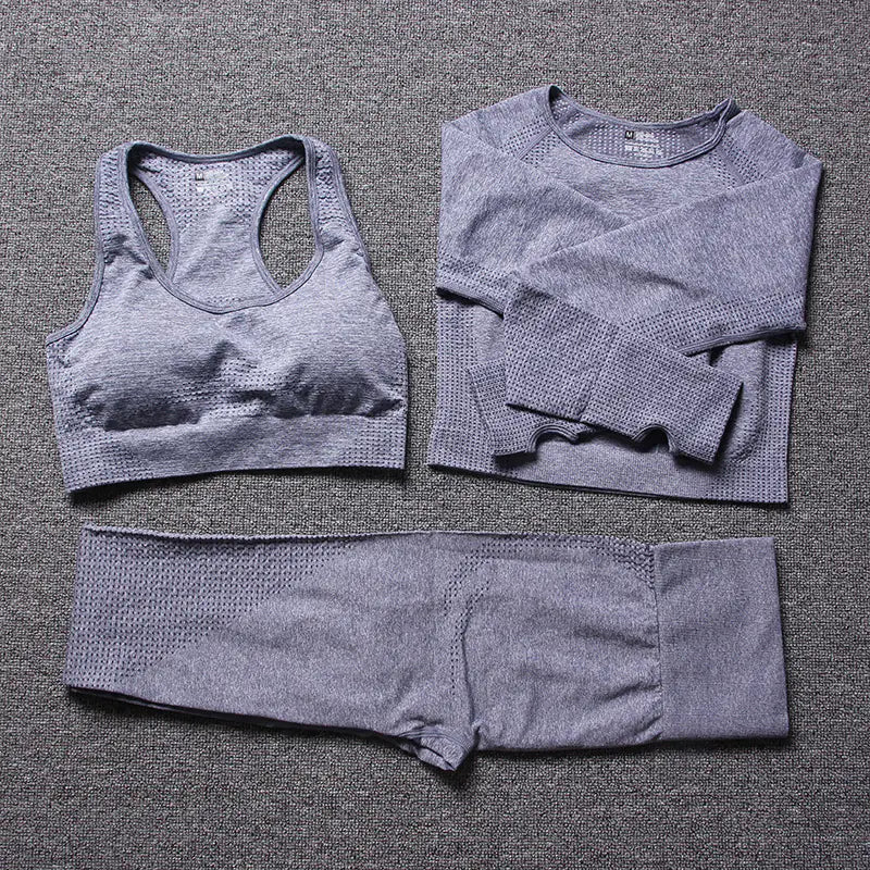 3-Piece Seamless Yoga Set for Running and Exercise