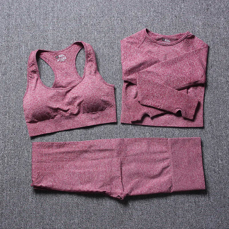 3-Piece Seamless Yoga Set for Running and Exercise